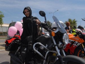 DÜNYA KADIN MOTOSİKLET SÜRÜCÜLERİ GÜNÜNDE TOPLANDILAR