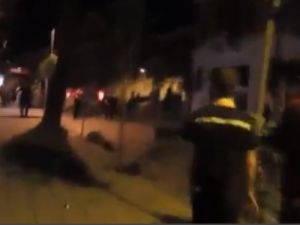 Akaretler'de karşılaşan polise direnişçiler bakın ne konuştu