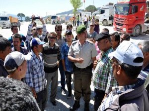 MADEN ŞİRKETİNDEN BIKAN KÖYLÜ YOLU KAPATTI
