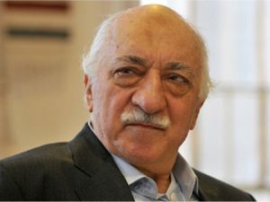 'Gülen cemaati üyesiyseniz beni yargılayamazsınız'