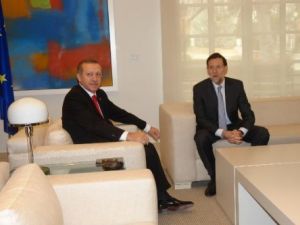 Erdoğan İspanya'dan Yanıt Verdi; Talep Geldi Kaldırdık