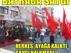 Bayrak Geçerken Herkes Ayağa Kalktı Savcı Kalkmadı
