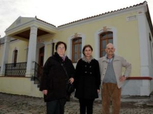 49 Yıl Sonra Rum Okulu Açıldı Ama Öğrencisi Yok !