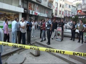 MALTEPE ÜLKÜ OCAKLARI BİNASINA SALDIRI