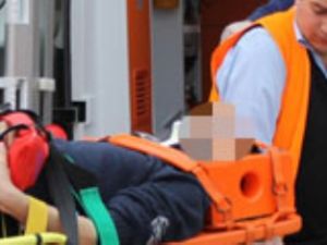 Kız arkadaşının babası eve zamansız gelince...