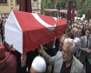 BEHİYE AKSOY "SON YOLCULUĞA " BÖYLE UĞURLANDI