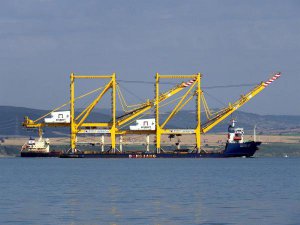 ÇANAKKALE'DEN DEV GEÇTİ