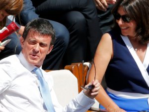 MAKAM UÇAĞI İLE MAÇA GİDEN BAŞBAKANA ŞOK