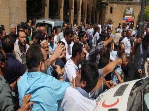 GÜNEYDOĞU'DA OLAYLAR TIRMANIYOR;LİNÇ GİRİŞİMİ GÖRÜNTÜLERİ