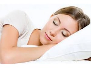 KADINLAR NEDEN MUTSUZ UYANIYOR?