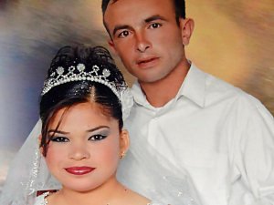 15 YAŞINDA KOMŞU KIZI İLE KAYIPLARA KARIŞTI