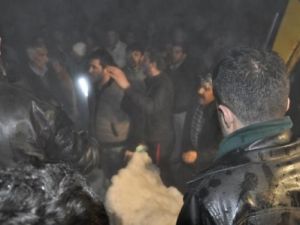 Halı sahanın duvarı çöktü:1 ölü