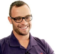 Ünlü sporcu sevgilisini öldürdü