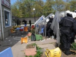 Üniversite de Tehlikeli gerilim !