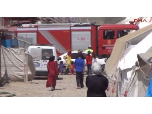 KAHRAMANMARAŞ ÇADIRKENTİ'NDE YANGIN: 2 ÖLÜ