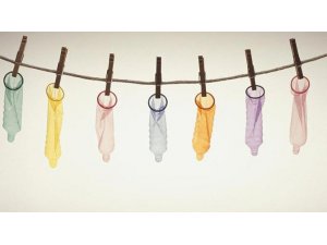 HASTALIKTA RENK DEĞİŞTİREN PREZERVATİF