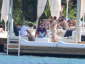 CASTRO'NUN OĞLU BODRUMDA KAVGA ÇIKARDI KÜBA KARIŞTI