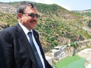 Kurtlar Vadisini  bırak, yolsuzluk vadisine bak!