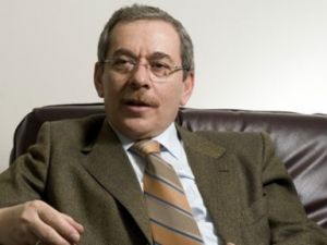 Abdüllatif Şener'den Zehir Zemberek!