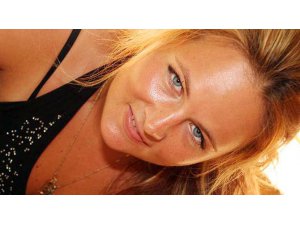 TÜRK AVUKAT RUS KADINA KURŞUN YAĞDIRDI