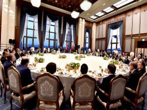 ERDOĞAN'IN SARAYINDA İLGİNÇ İFTAR