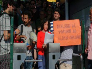 CADDEBOSTAN'DA PLAJ EYLEMİ