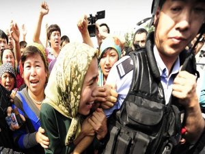 ÇİN'DEN  "ÖZERK UYGUR BÖLGESİ" AÇIKLAMASI