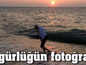 İşte Özgürlüğün fotoğrafı..