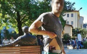 FACEBOOK'TA "HZ MEHDİ BENİM" YAZDI TACİZDEN GÖZALTINA ALINDI