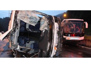 BAYRAM YOLU KAN GÖLÜ;6 ÖLÜ 40 YARALI