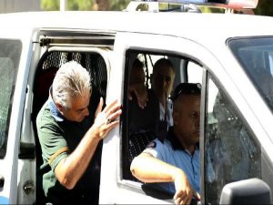 EMEKLİ POLİSTEN KUYUMCU BABAYA KURŞUN YAĞMURU