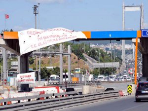 İSTANBUL'DA TRAFİK  YİNE  FELÇ