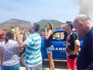 MERSİN'DE ORMAN YANGINI, 1 MAHALLE BOŞALTILDI