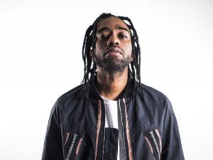 ÇOCUKLARIN DA İZLEDİĞİ KONSERDE PORNO SKANDALI