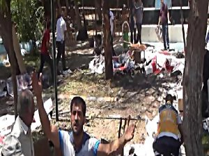 SURUÇTA ERKEN SEÇİM KATLİAMI ; EN AZ 30 ÖLÜ YÜZDEN FAZLA  YARALI