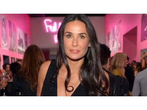 ÜNLÜ OYUNCUNUN EVİNİN HAVUZUNDA CESET BULUNDU