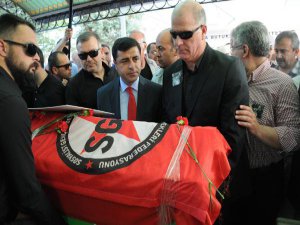 SURUÇ KATLİAMINDA ÖLEN ANA OĞUL İÇİN HAZİN TÖREN