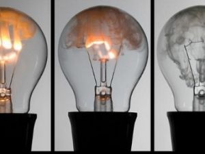 YİNE AKP YİNE  İSTİFA