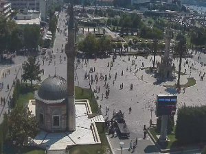 KONAK MEYDANI  BOŞALTILDI