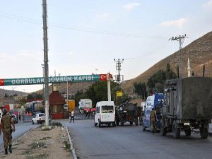 PANİK SINIR KAPISINA SIÇRADI