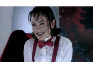 DAVUTOĞLU'NA TWİTTER'DA SİBEL ALAŞ ŞOKU