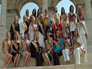 50 YAŞ VE ÜZERİ GÜZELLER  ARANIYOR