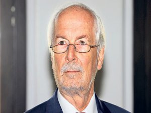 BAŞSAVCI GÖREVDEN ALINDI KIYAMET KOPTU