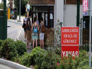 BOĞAZİÇİ ÜNİVERSİTESİ KIZ YURDUNDA SKANDAL