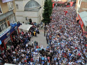 ERDOĞAN  KONUŞTU; NE MUTLU ŞEHİT AİLESİNE
