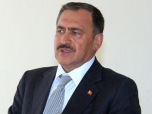 Bakan mikrofonu açık unuttu, CHP'li Başkana demediğini bırakmadı!