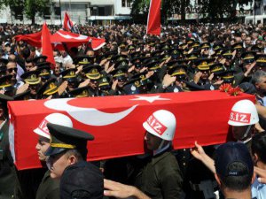 ŞEHİT TEĞMENİN BABASI BİNLERCE KİŞİYİ AĞLATTI