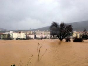 Türkiye Bugün Sele Kapıldı