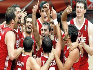 A MİLLİ  BASKETBOL TAKIMINDAN ÜZÜCÜ HABER
