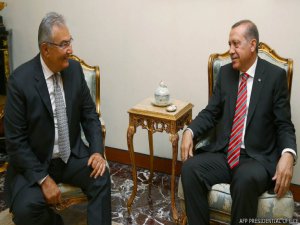 DENİZ BAYKAL'DAN "EVLERE ŞENLİK AÇIKLAMA